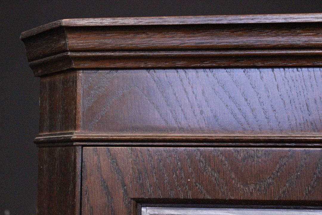 Angoliera inglese in legno della seconda metà del Novecento (110)