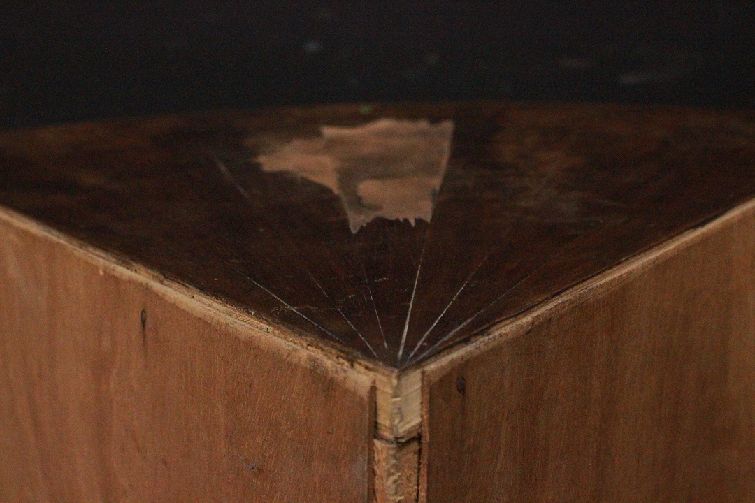 Angoliera in legno di recupero stile recycled TL239 - Orissa